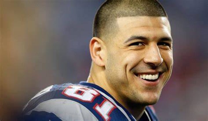Aaron Hernandez Net Worth, Age, Height, Bio, Birthday, Wiki!