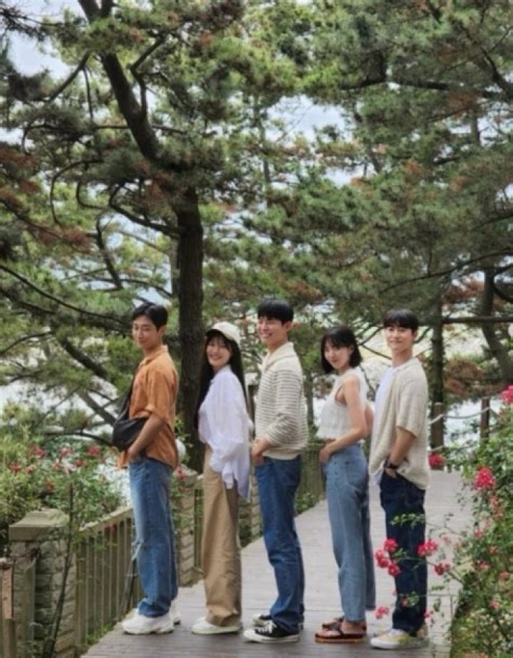 Guide To Park Bo Gum And Kim So Hyun: Exploring Their Stellar Collaboration