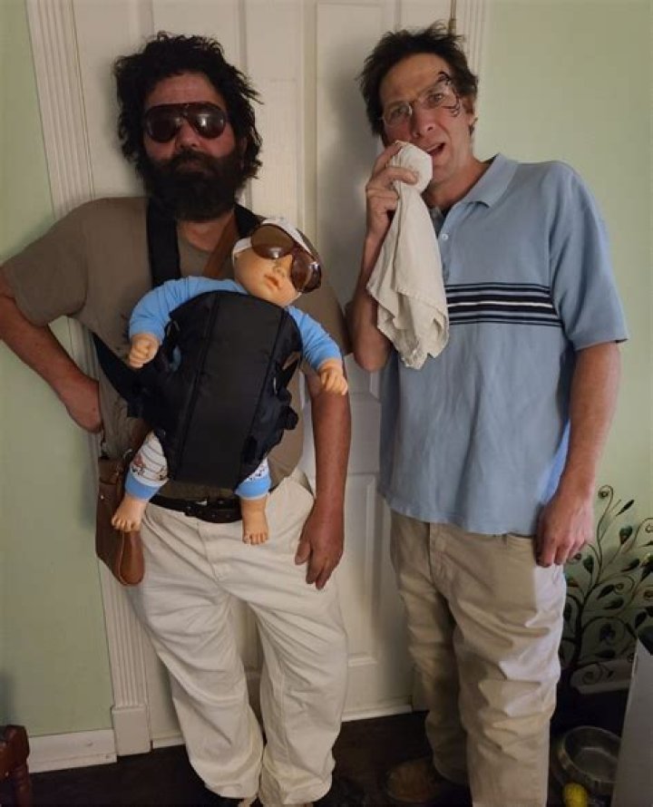 Hilarious Men's Halloween Costumes: Laughs Guaranteed
