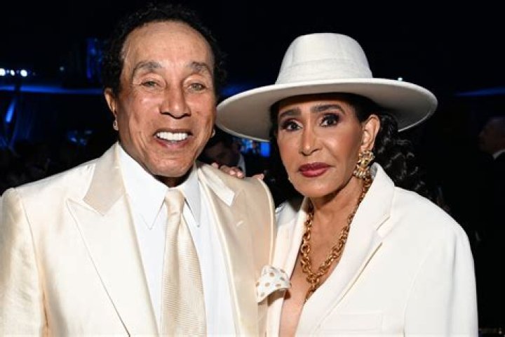 Is Smokey Robinson Dead? The Truth Behind The Legend