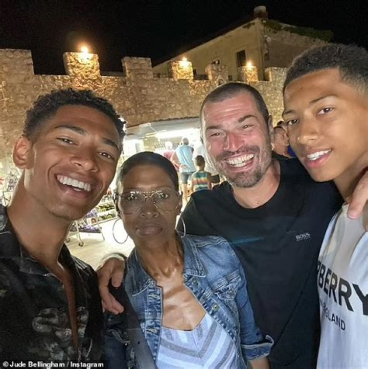 Jude Bellingham's Mother: Origins And Family Heritage
