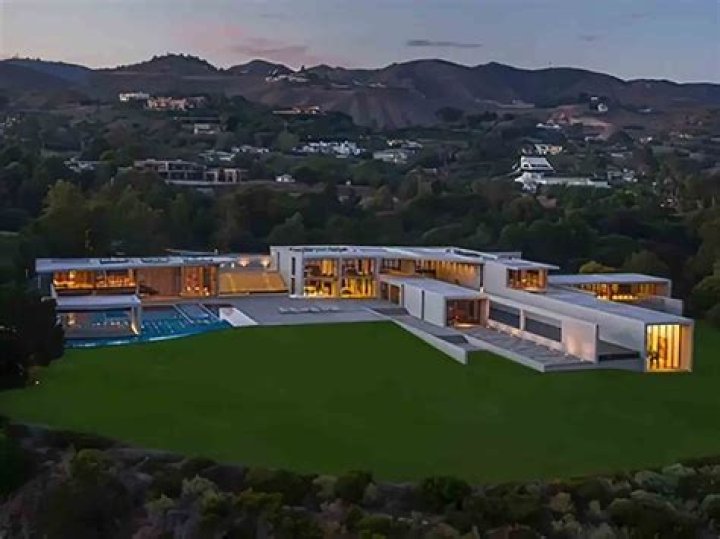 Justin Timberlake's Impressive New Mansion: A Glimpse Into Luxury
