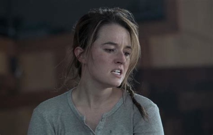 Unveiling Kaitlyn Dever's Partner: Exclusive Insights Revealed