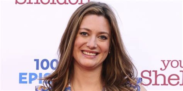 Zoe Perry's Latest News And Events Today